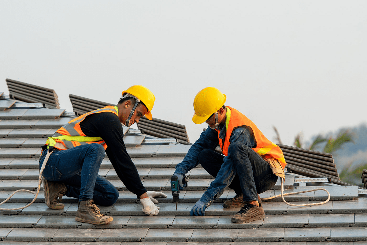 professional roofing contractor